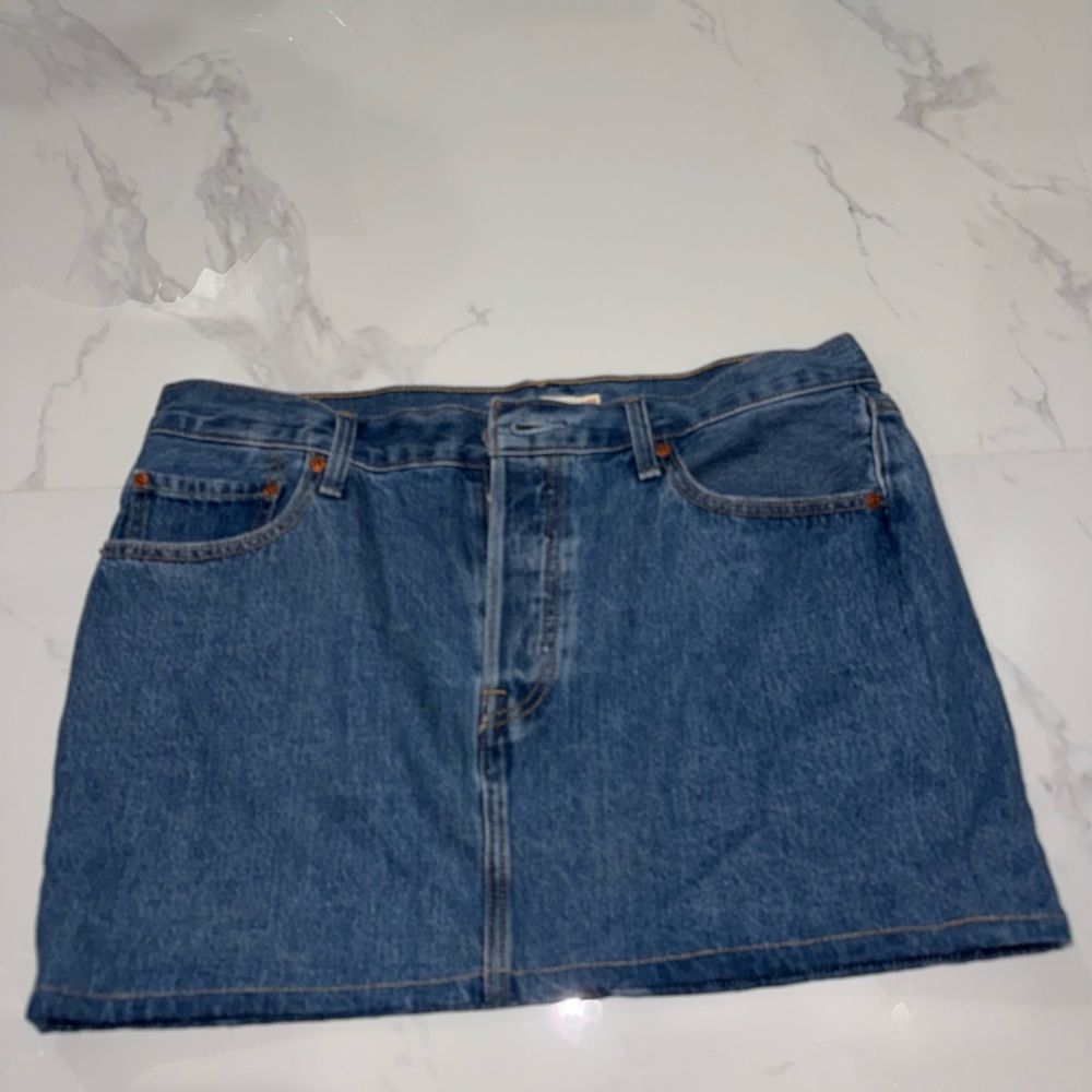 Women Blue Denim Jean Skirt Levi Size 32 Icon Skirt